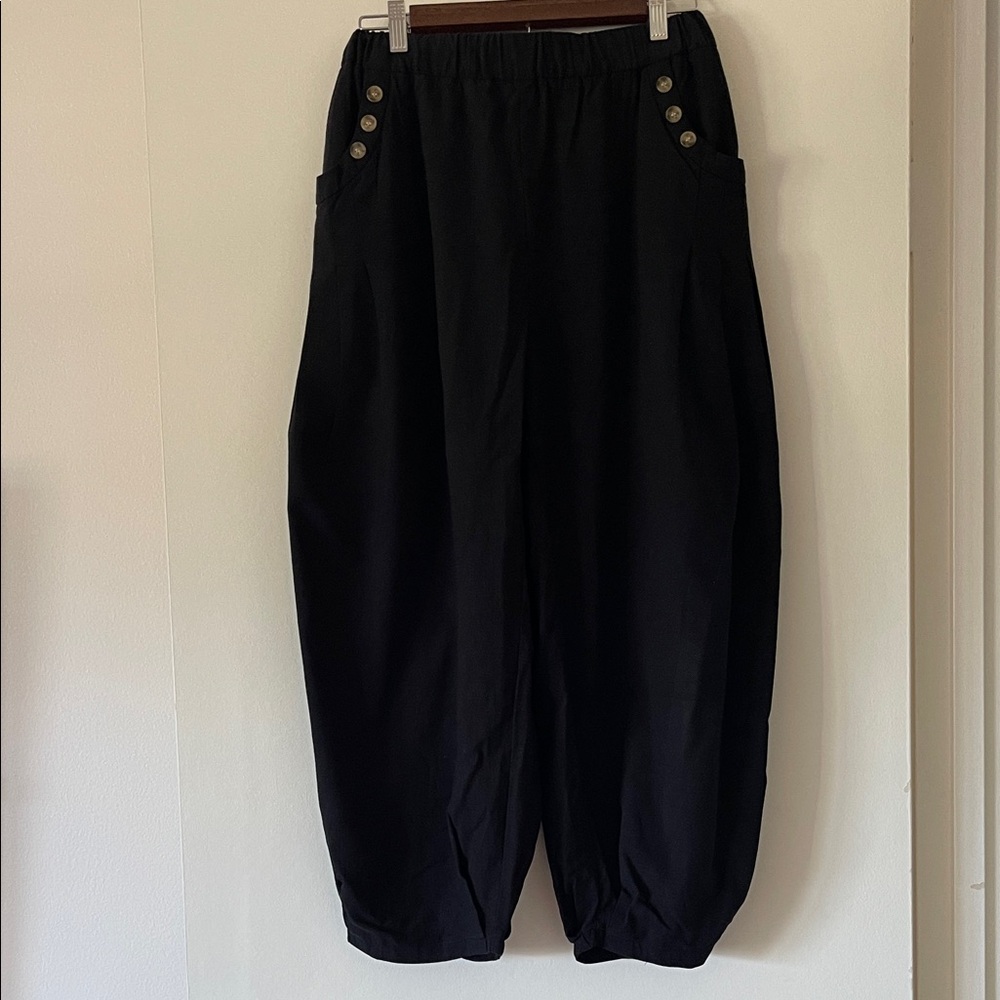 Women’s Black Pants